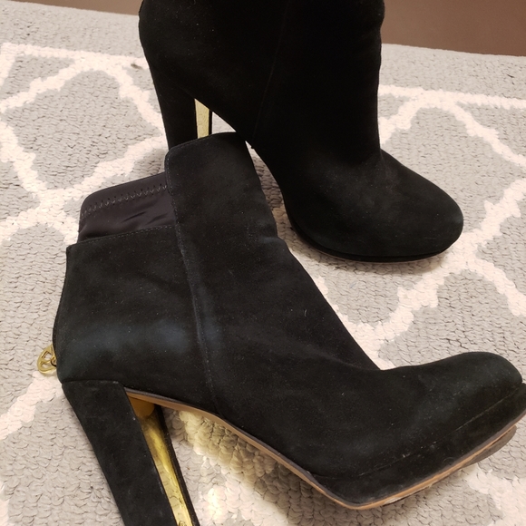 Browns Wishbone Black Suede Bootie, Platform with Gold Detail Size 8 - Picture 1 of 11
